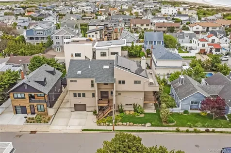 29 Bath Street Lido Beach NY 11561