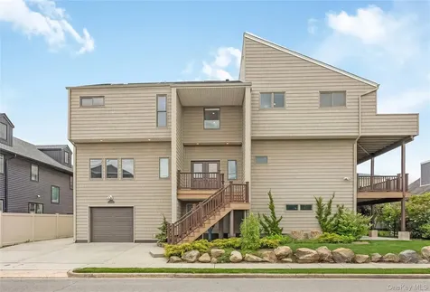 29 Bath Street Lido Beach NY 11561