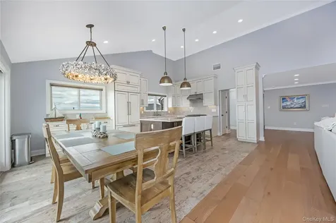 29 Bath Street Lido Beach NY 11561