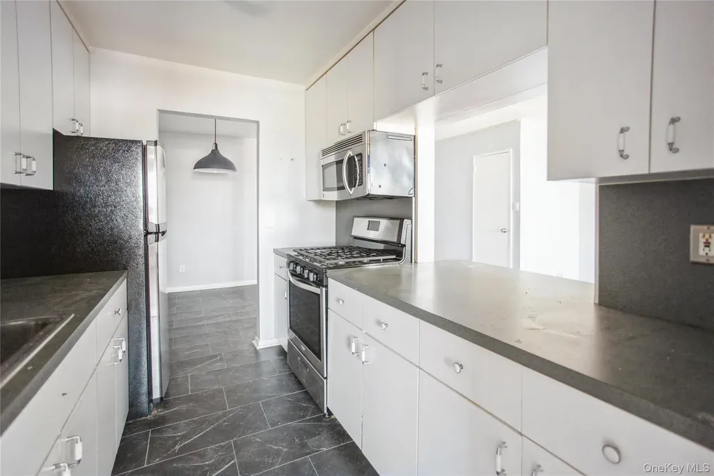 333 E Broadway Long Beach NY 11561