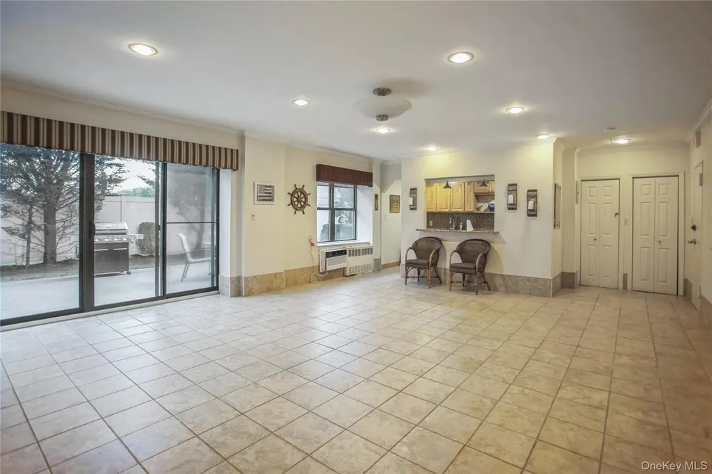333 E Broadway Long Beach NY 11561