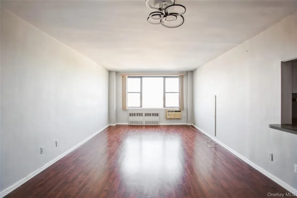 333 E Broadway Long Beach NY 11561