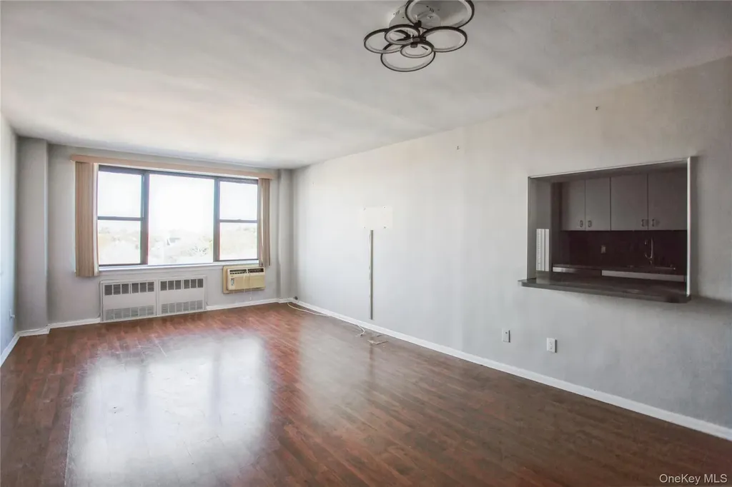 333 E Broadway Long Beach NY 11561