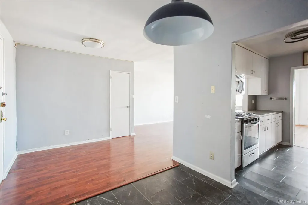 333 E Broadway Long Beach NY 11561