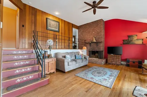 3836 Windsor Drive Bethpage NY 11714