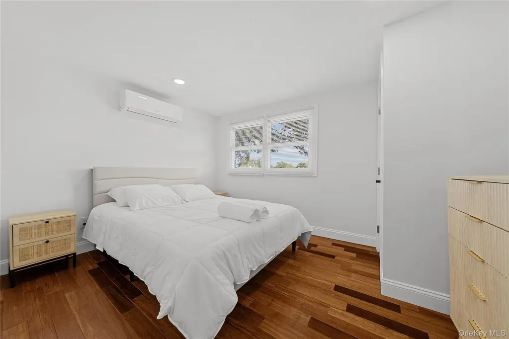 92 Washington Avenue Deer Park NY 11729