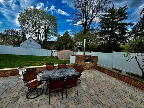 51 Iroquois Road Ossining NY 10562