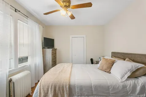 38 Emmett Terrace New Rochelle NY 10805