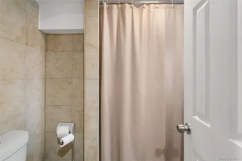 38 Emmett Terrace New Rochelle NY 10805