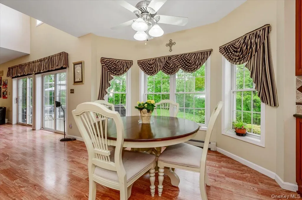 24 Muscoot Road E Mahopac NY 10541