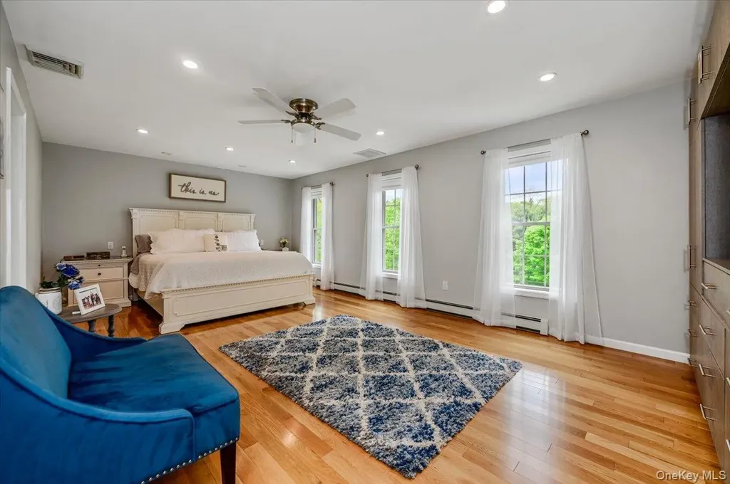 24 Muscoot Road E Mahopac NY 10541
