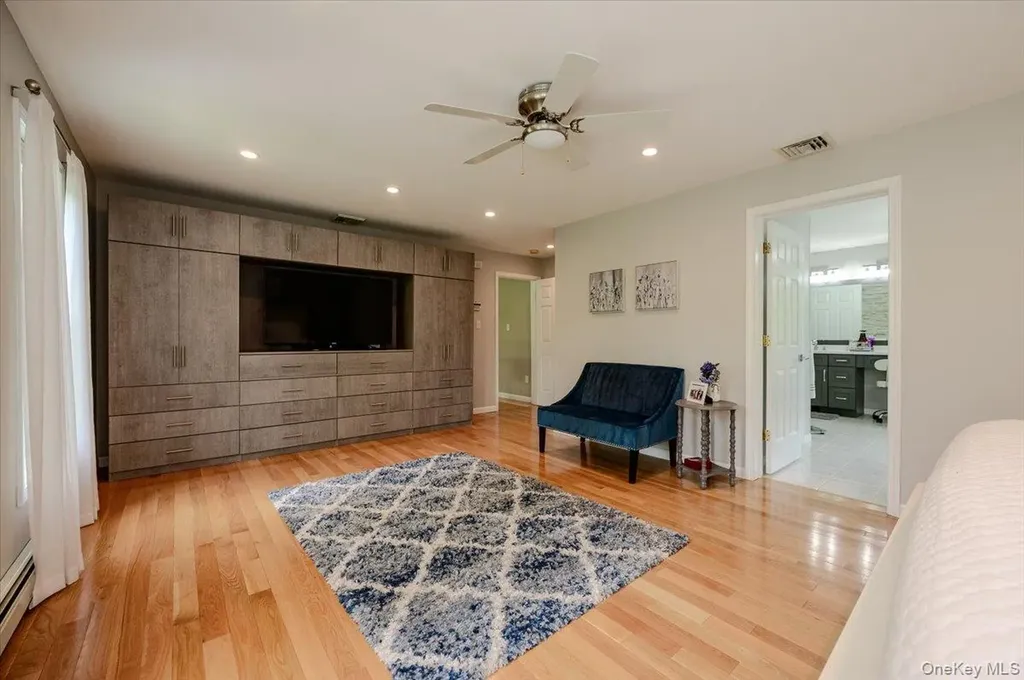 24 Muscoot Road E Mahopac NY 10541