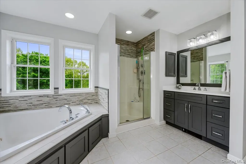 24 Muscoot Road E Mahopac NY 10541