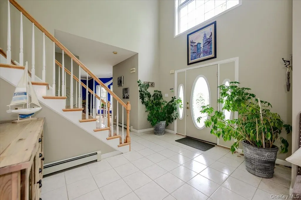 24 Muscoot Road E Mahopac NY 10541