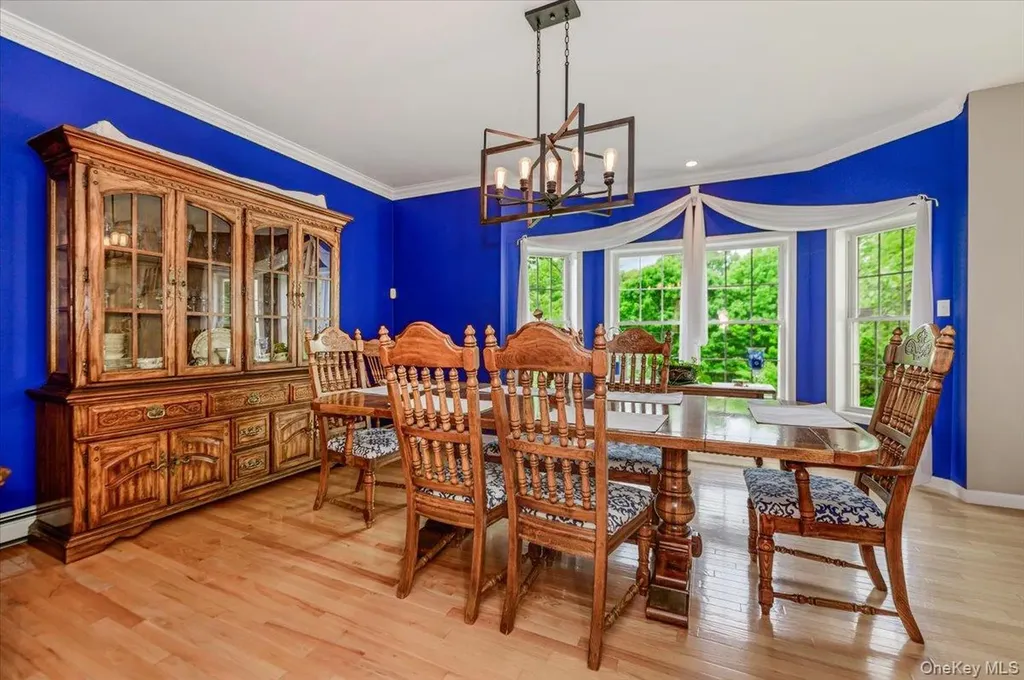 24 Muscoot Road E Mahopac NY 10541