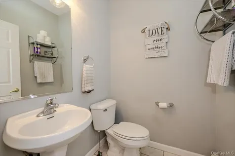 24 Muscoot Road E Mahopac NY 10541