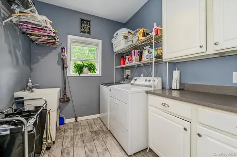 24 Muscoot Road E Mahopac NY 10541
