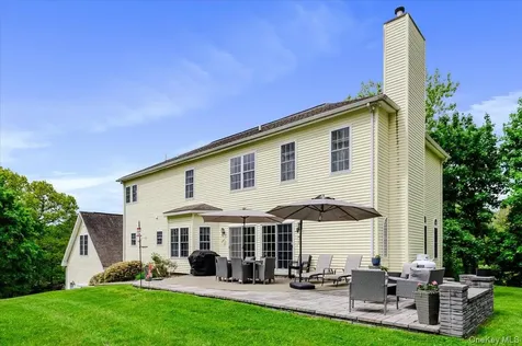 24 Muscoot Road E Mahopac NY 10541