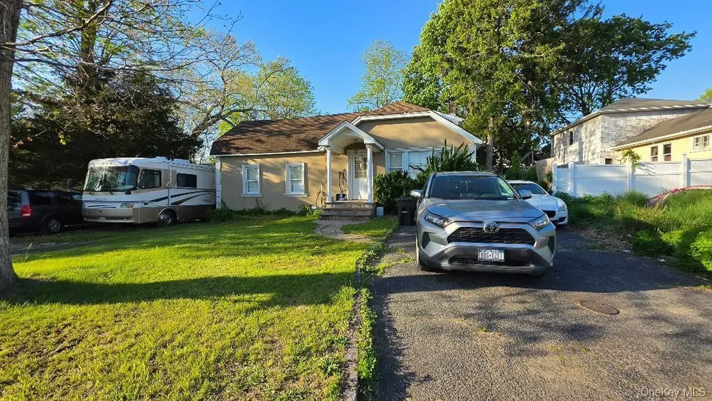 385 Half Hollow Road Deer Park NY 11729