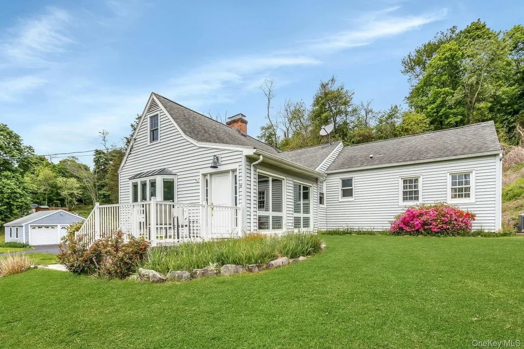 31 Spring Street S South Salem NY 10590