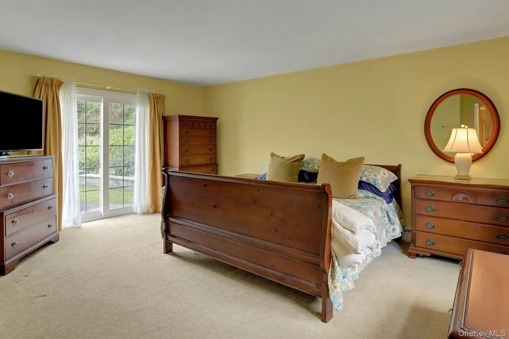 31 Spring Street S South Salem NY 10590