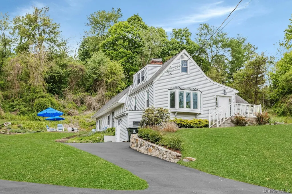 31 Spring Street S South Salem NY 10590