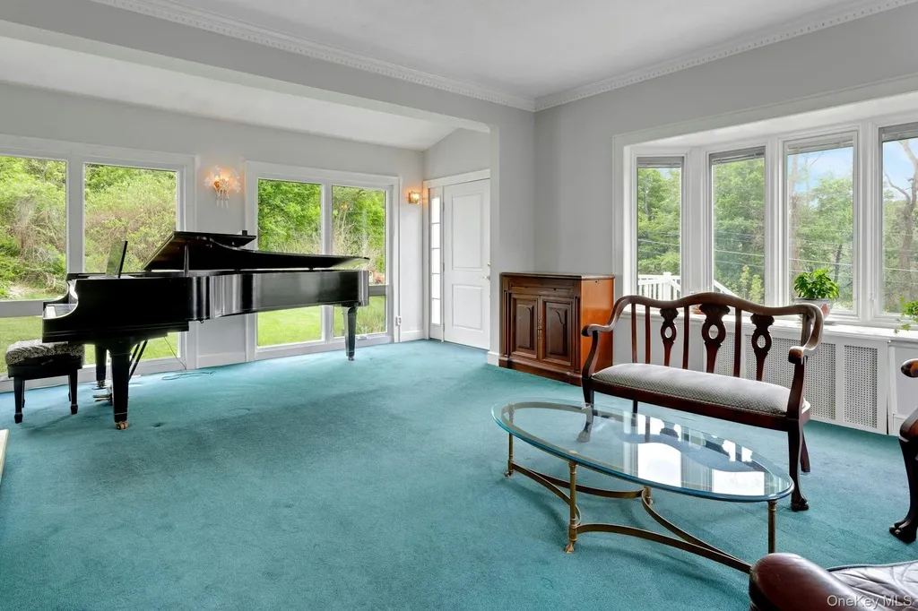 31 Spring Street S South Salem NY 10590