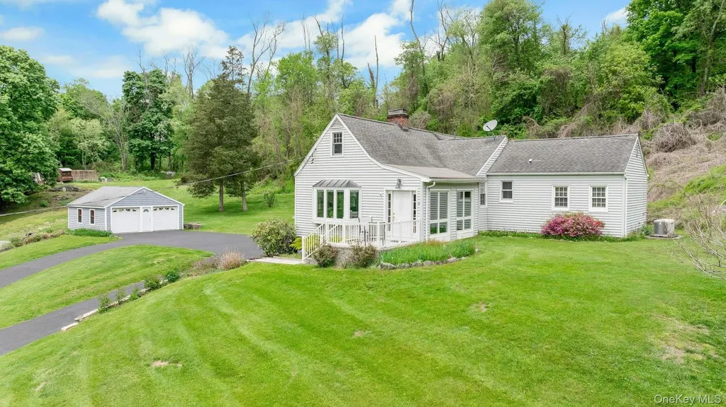 31 Spring Street S South Salem NY 10590