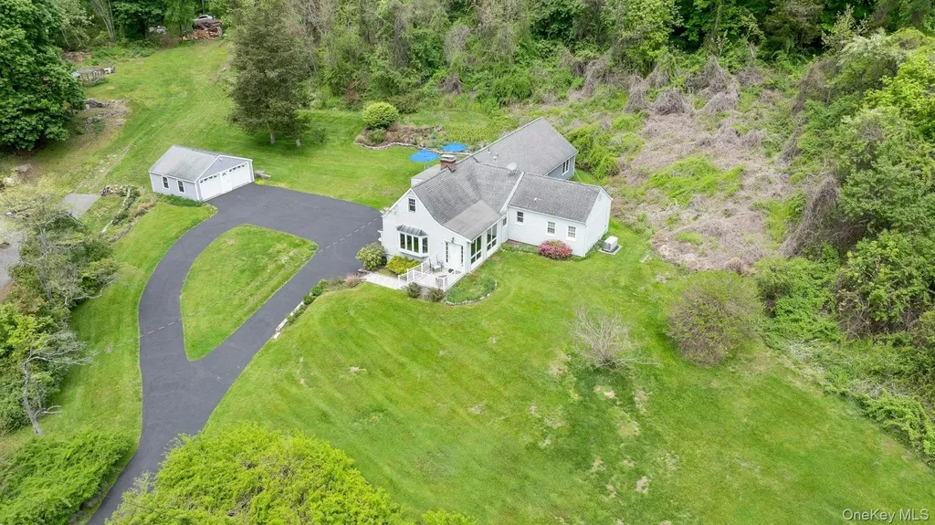 31 Spring Street S South Salem NY 10590