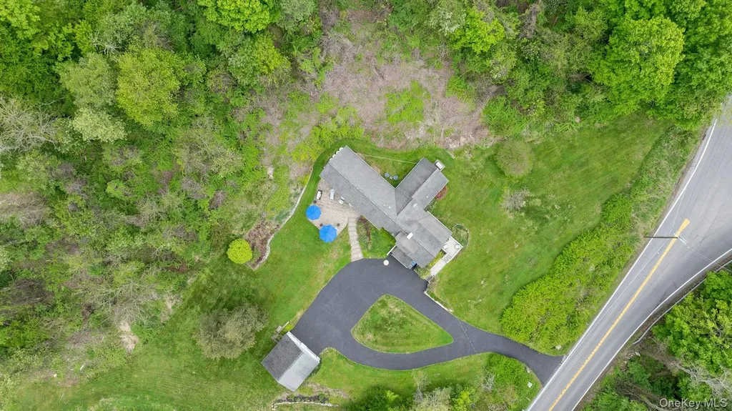 31 Spring Street S South Salem NY 10590