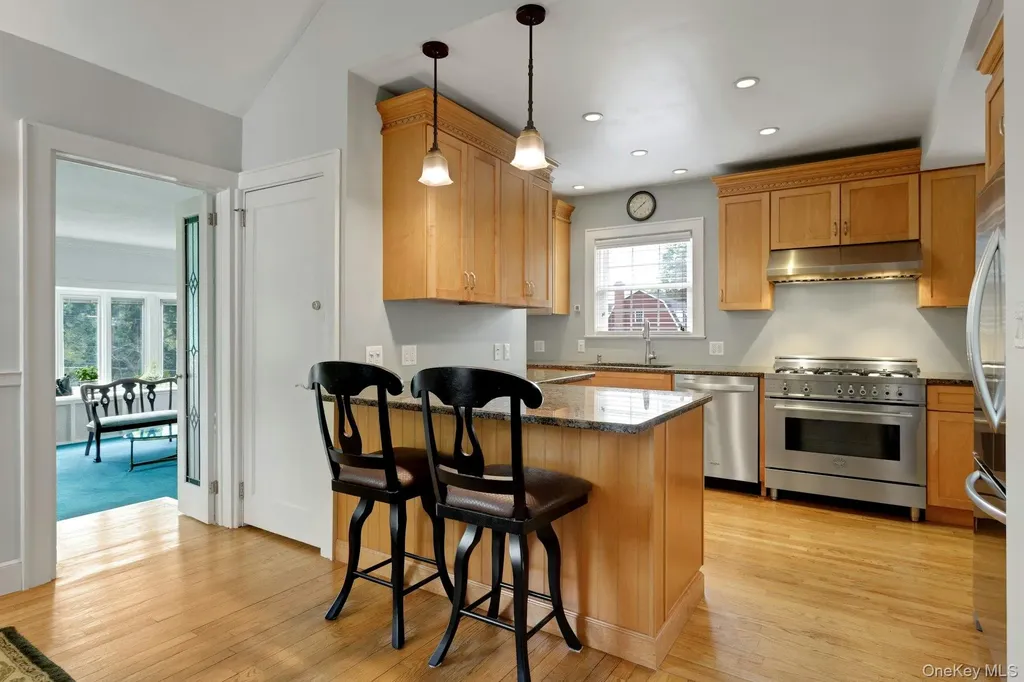 31 Spring Street S South Salem NY 10590