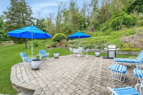 31 Spring Street S South Salem NY 10590