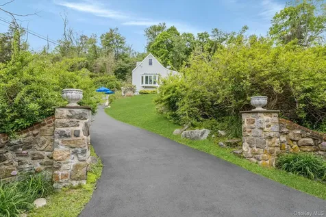 31 Spring Street S South Salem NY 10590