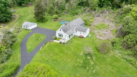 31 Spring Street S South Salem NY 10590