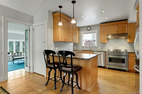 31 Spring Street S South Salem NY 10590