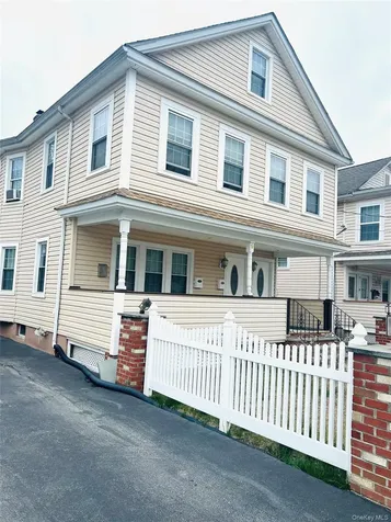 9 Lawrence Road Poughkeepsie NY 12601