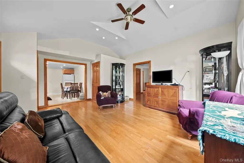 1850 Lenox Avenue East Meadow NY 11554