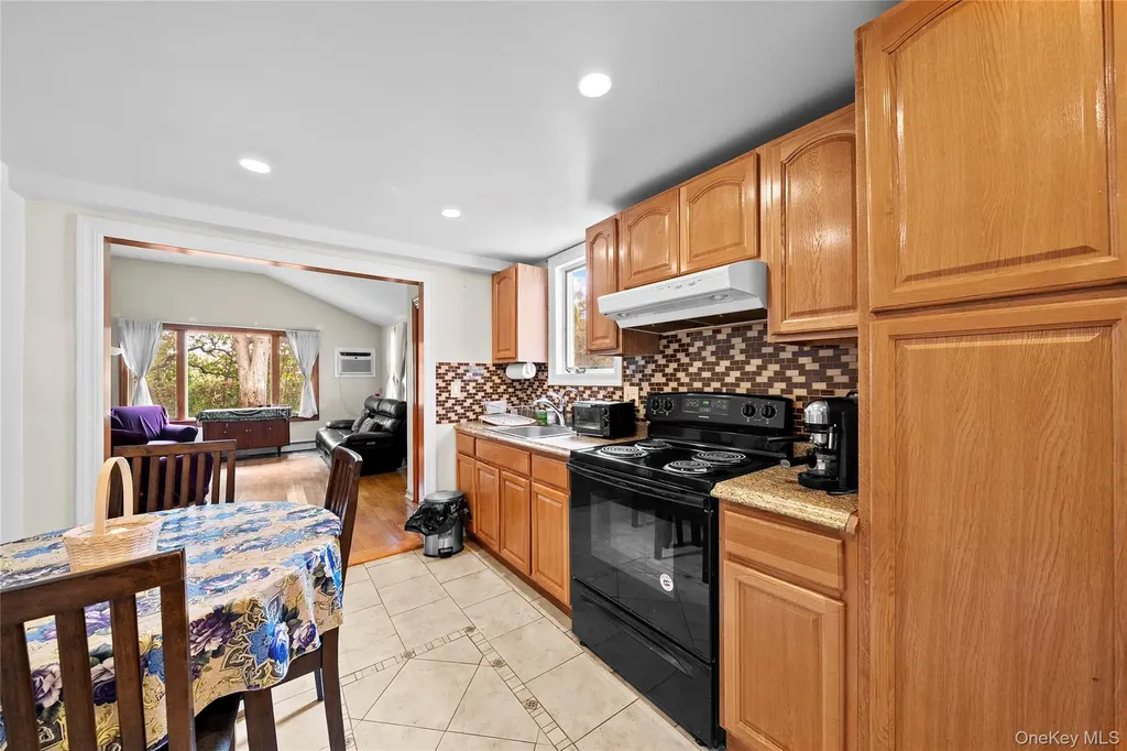 1850 Lenox Avenue East Meadow NY 11554