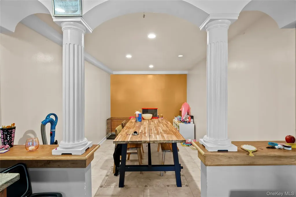 1850 Lenox Avenue East Meadow NY 11554