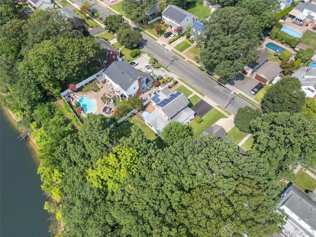 1850 Lenox Avenue East Meadow NY 11554