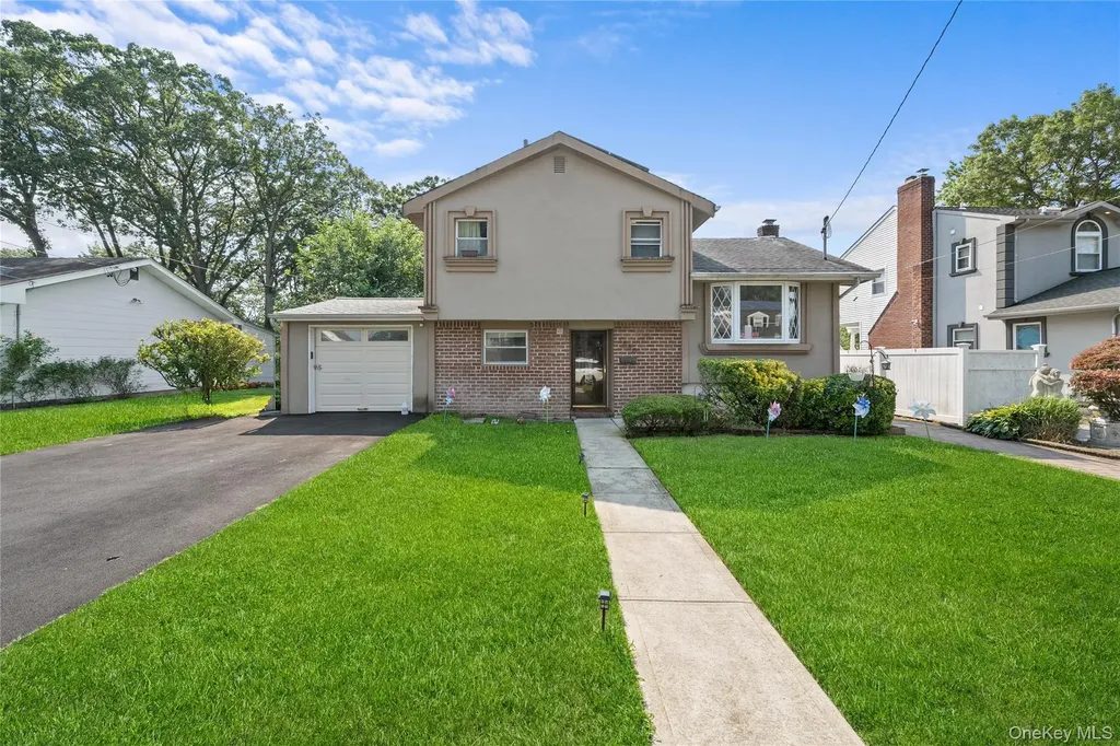 1850 Lenox Avenue East Meadow NY 11554