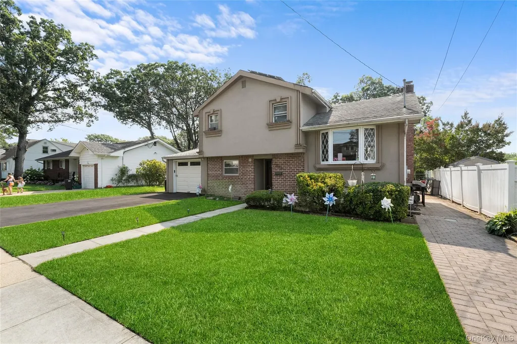 1850 Lenox Avenue East Meadow NY 11554