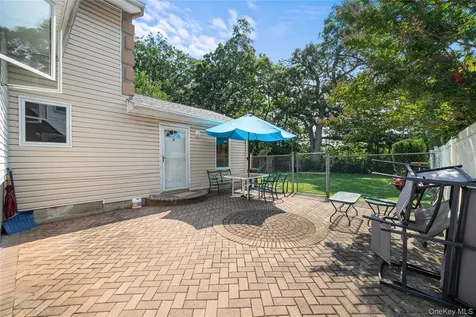 1850 Lenox Avenue East Meadow NY 11554