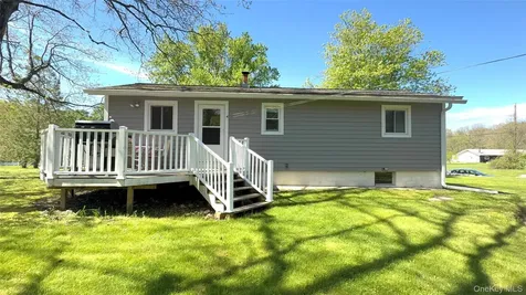 52 Holt Road Hyde Park NY 12538