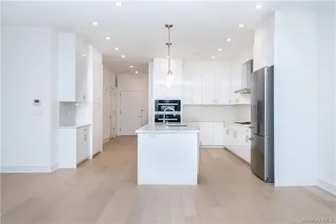 110 Chatsworth Avenue Larchmont NY 10538