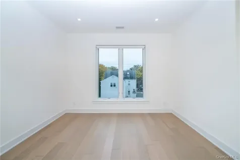 110 Chatsworth Avenue Larchmont NY 10538