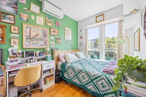 305 Sumpter Street Brooklyn NY 11233