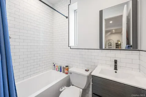 305 Sumpter Street Brooklyn NY 11233