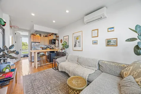 305 Sumpter Street Brooklyn NY 11233