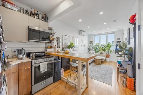 305 Sumpter Street Brooklyn NY 11233